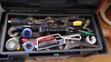 best DIY plumbing tools - hand tools